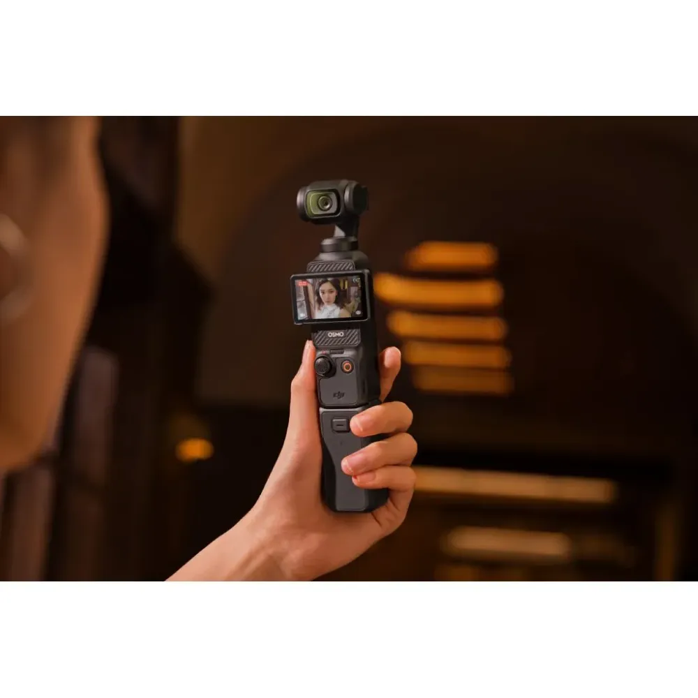 DJI Osmo Pocket 3 Battery Handle-built-in 950mAh battery, increase the operating time by approx. 62%