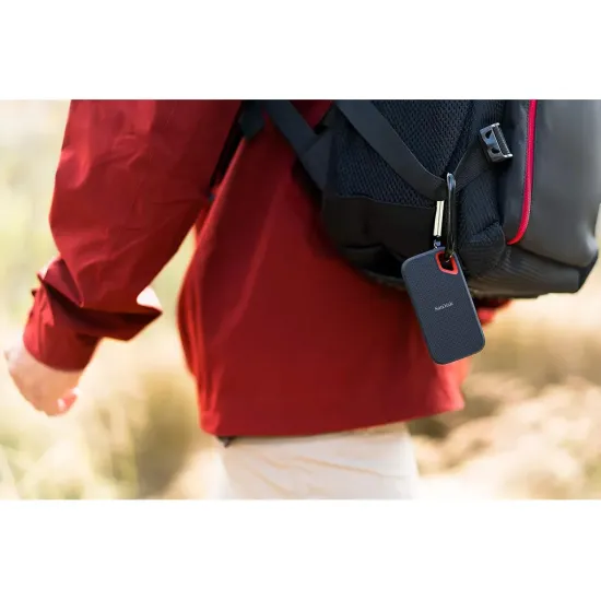 SanDisk Extreme 1TB Portable SSD - up to 1050MB/s Read, 1000MB/s Write, IP55, USB 3.2 Gen 2