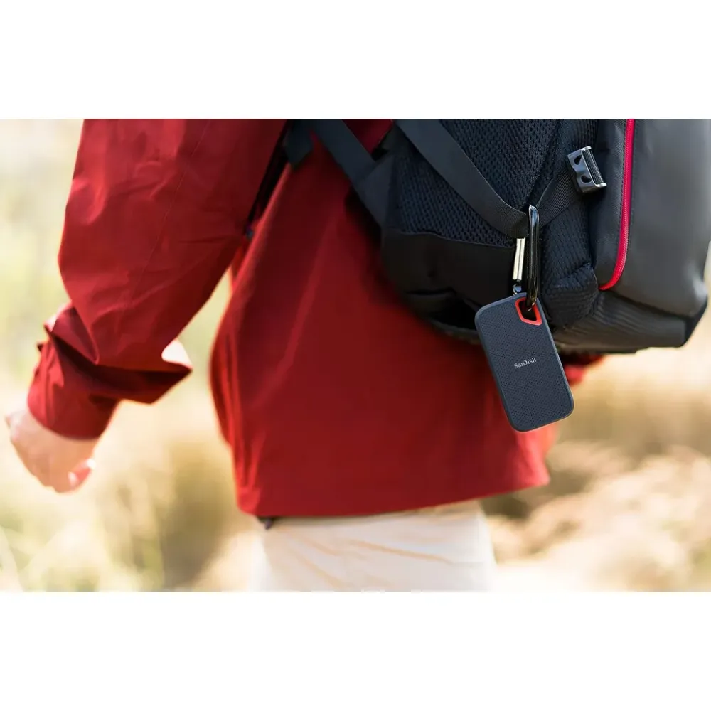 SanDisk Extreme 1TB Portable SSD - up to 1050MB/s Read, 1000MB/s Write, IP55, USB 3.2 Gen 2