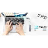 UH-500 5-in-1 USB Hub srebrni