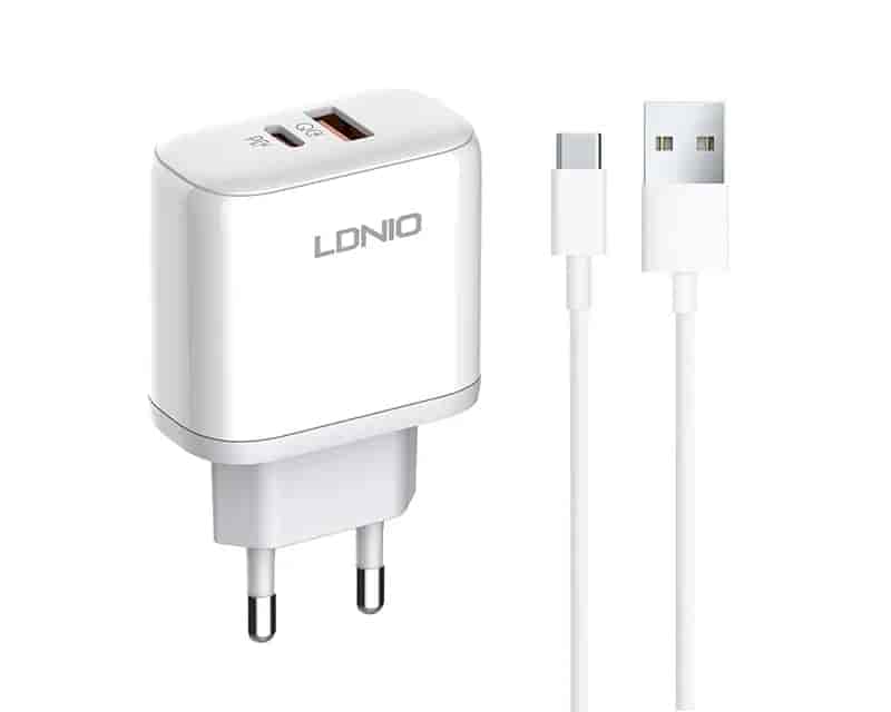 LDNIO A2526C 45W QC4.0 Dual USB-A/USB-C punjač beli + USB-C kabl