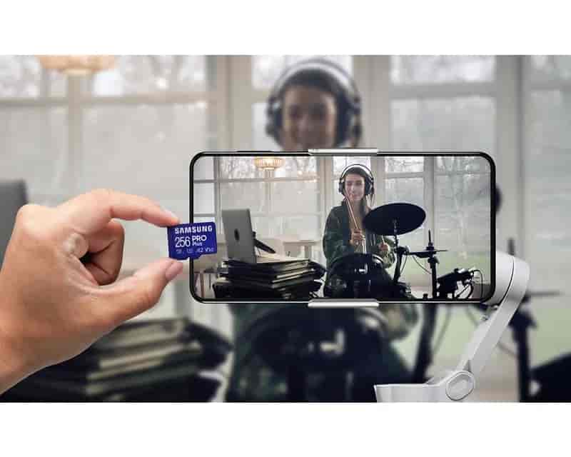 Memorijska kartica PRO PLUS MicroSDXC 256GB U3 + Adapter MB-MD256SA
