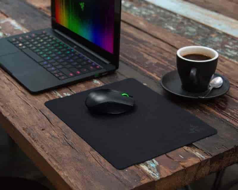 RAZER Goliathus Mobile Stealth Edition podloga za miš RZ02-01820500-R3M1
